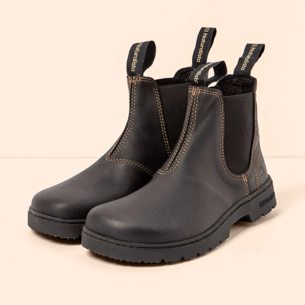 El Naturalista Nomad Chelsea 5262 Black, (Stone and Terra coming soon)