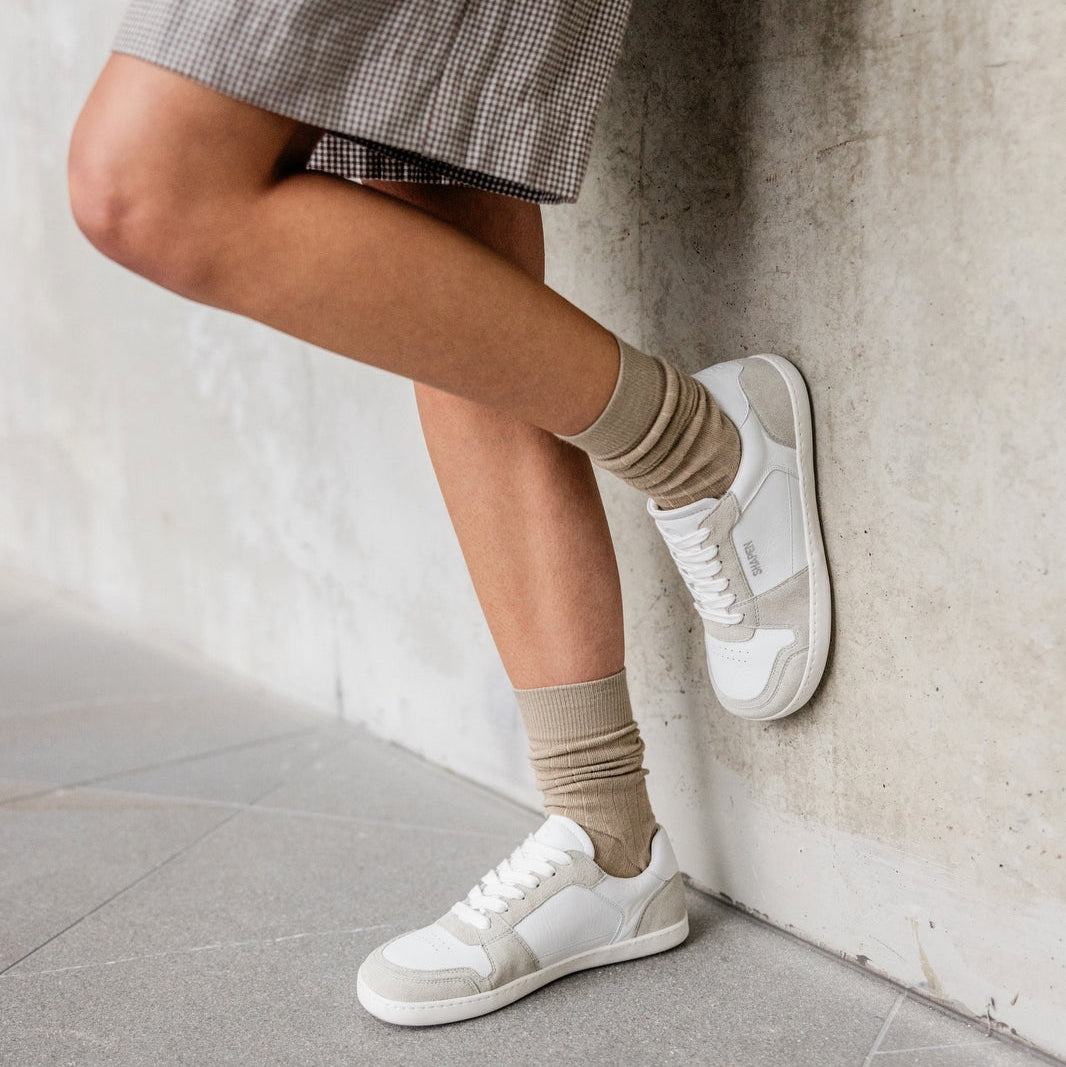 Shapen Rewind- white and taupe